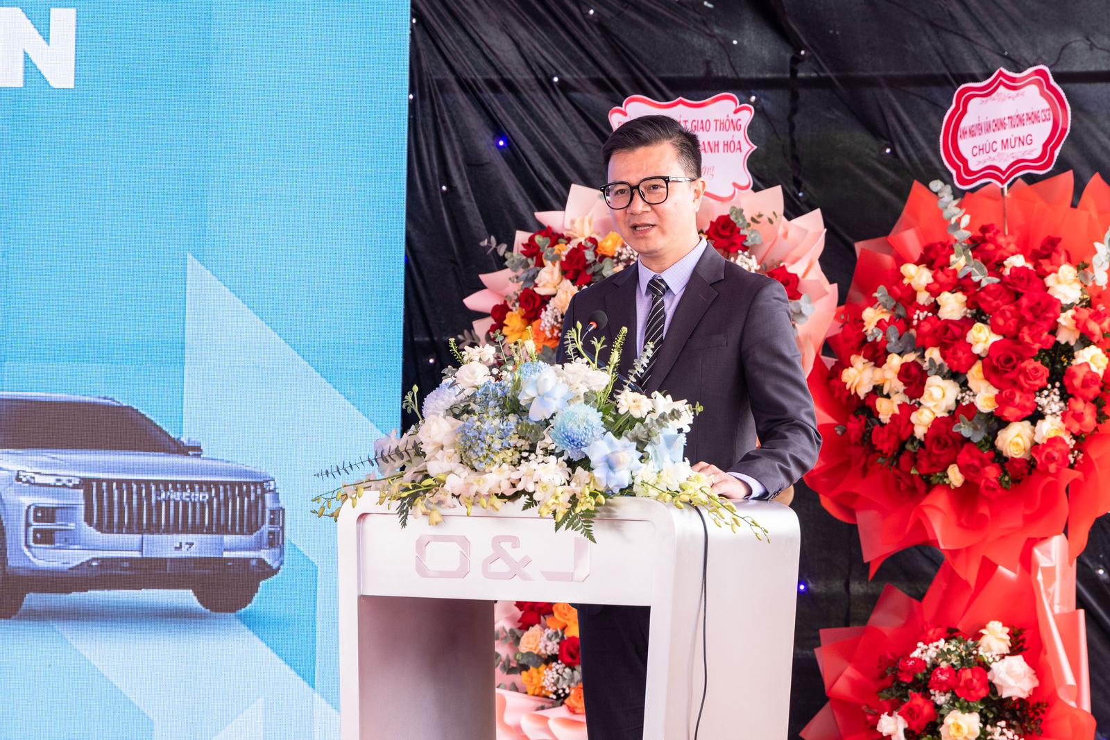 Ông Nguyễn Mạnh Đức - Giám đốc kinh doanh Omoda & Jaecoo Việt Nam phát biểu